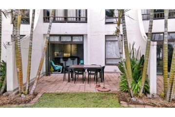 Breakers 217 by Top Destinations Rentals Apartment, Durban - 1
