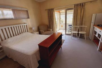 Bright comfy space close to beach and wetland Apartment, Cape Town - 4