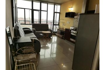 Broadway flats Braamfontain Apartment, Johannesburg - 5