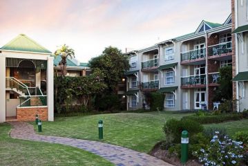 Brookes Hill suites no 18 Apartment, Port Elizabeth - 1