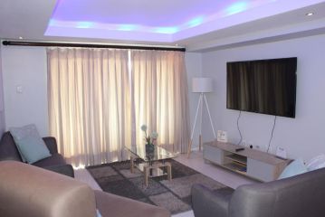 The Pearls 2nd Floor Luxury Apartment, Port Elizabeth - 1