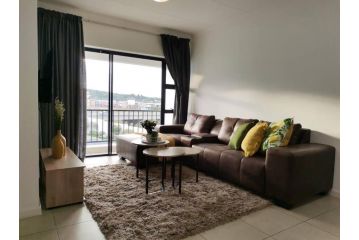 Bryanston one bed apartment Apartment, Johannesburg - 5