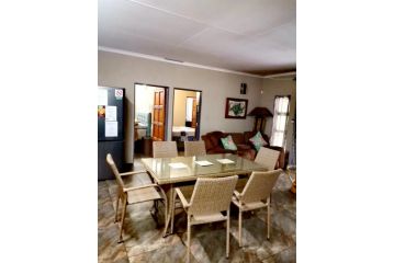 BUFFALO Guest house, Marloth Park - 3
