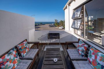The Bungalow Apartment, Jeffreys Bay - 1