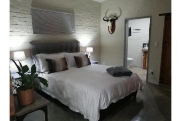 Bushbaby Cottage in Hartbeespoort Apartment, Pretoria - 4