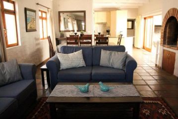 C-Breeze Apartment, Paternoster - 1