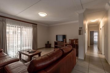 Camelot Guest House & Apartments Apartment, Potchefstroom - 1
