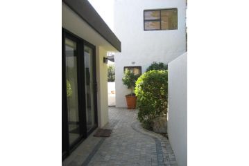 Camps Bay Cosy Accommodation Guest house, Cape Town - 4