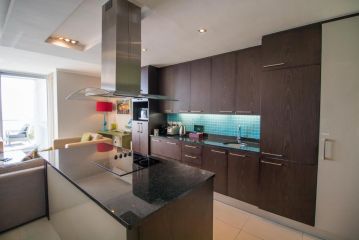 Camps Bay One Bedroom apartment - The Crystal Apartment, Cape Town - 5