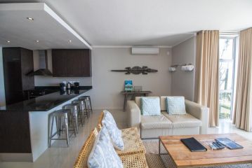 Camps Bay One Bedroom apartment - The Crystal Apartment, Cape Town - 1