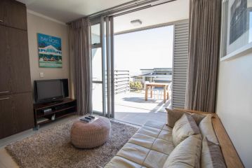 Camps Bay studio apartment - The Crystal Apartment, Cape Town - 5