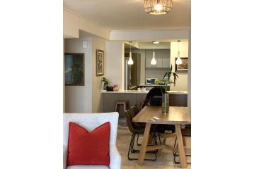 Canal Quays 507 Apartment, Cape Town - 4