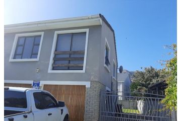 Cape Robin's Nest Apartment, Hermanus - 1