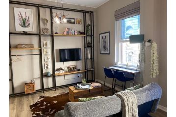 Just Off Long - Inner City Gem Apartment, Cape Town - 3