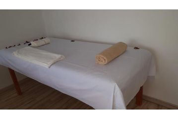 Carnival View Guest Lodge and spa Guest house, Boksburg - 5