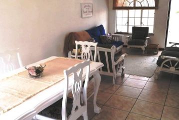 Casa la Petit Apartment, Jeffreys Bay - 5