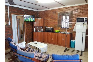 Cassiandra Place unit 2 Apartment, Richards Bay - 5