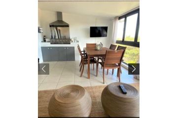 Castelton 48A Apartment, Plettenberg Bay - 3