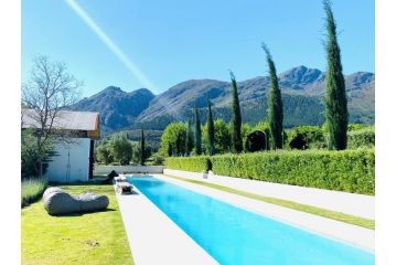 Vineyard Retreat Guest house, Franschhoek - 3