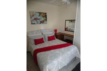 Chanelle Self Catering Apartment, Bloemfontein - 2