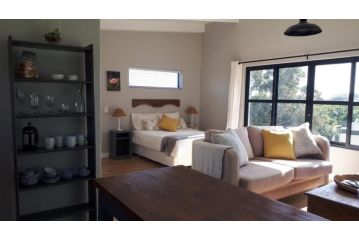 Chapmans Corner Studio Apartment, Noordhoek - 5
