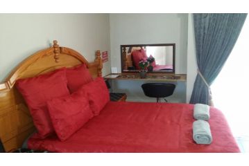 CHARIOTS GUEST HOUSE Guest house, Polokwane - 3