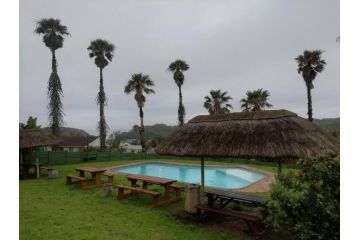 Charlotte's Web - Beach Cottage - Queensberry Bay Guest house, East London - 5