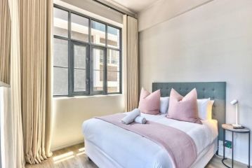 Charming Corner Unit at The Harri in The East City Apartment, Cape Town - 1