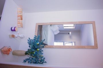 Charms and bows studio apartment -near ORT airport Apartment, Boksburg - 5