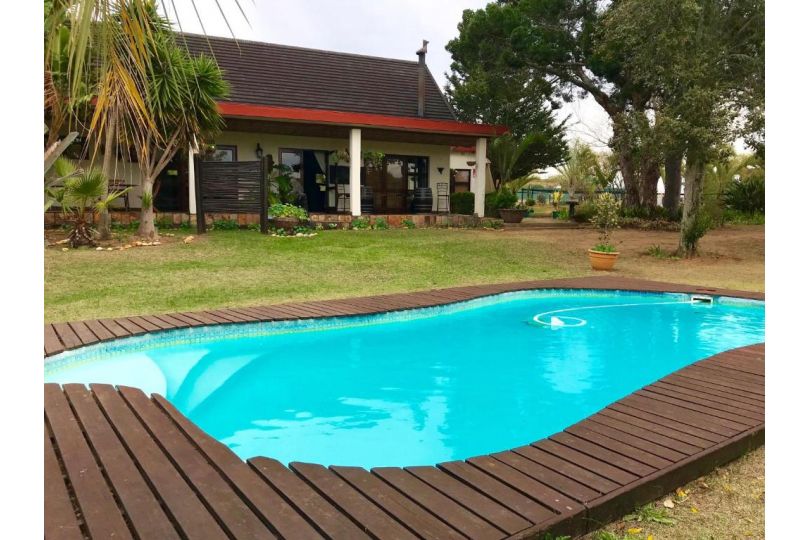 Cheetah Lodge Guest house, Hartenbos - imaginea 11