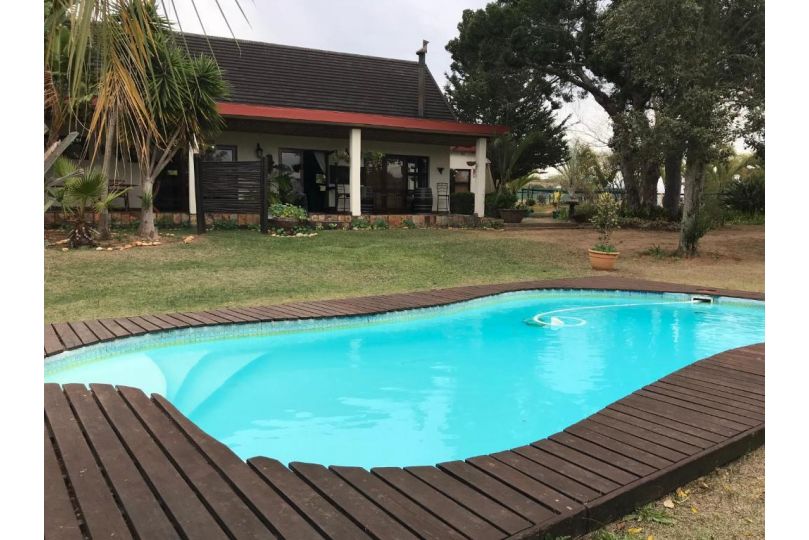 Cheetah Lodge Guest house, Hartenbos - imaginea 6