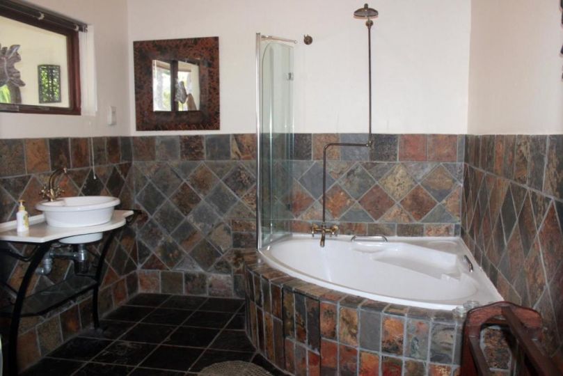 Cheetah Lodge Guest house, Hartenbos - imaginea 20