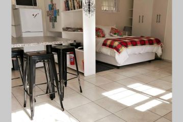 Chelmsford Cottage Apartment, Port Elizabeth - 1