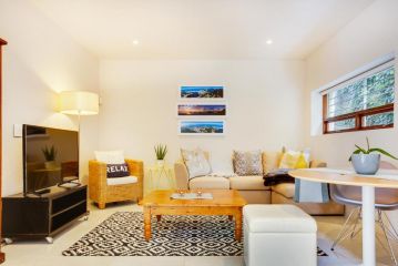 Cheviot Place Garden Apartment with Private Entrance Apartment, Cape Town - 1