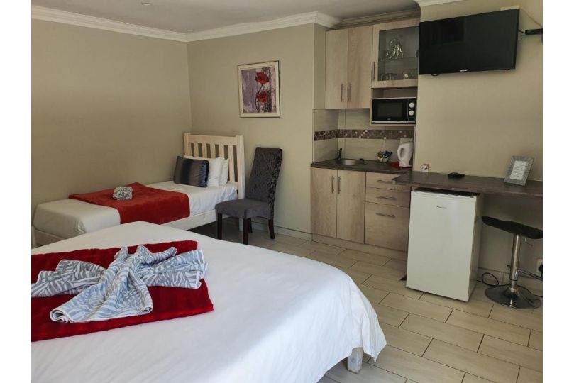 Chic Breeze Guest house, Bloemfontein - imaginea 12