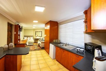 Church Road Apartment, Port Elizabeth - 3