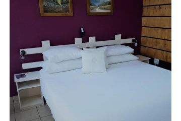 Executive Lodge Hotel, Bloemfontein - 5