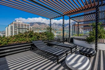 City Oasis Apartment with Rooftop Pool! Apartment, Cape Town - 5