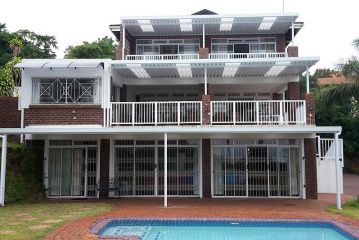 Ballito Clarke Bay Beach House - family holiday letting Guest house, Ballito - 2