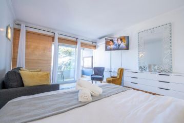 Clifton Beach Studio Apartment, Cape Town - 2