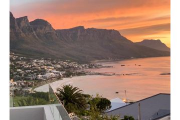 6 on Clifton - Spacious 2 bedroom apartment Apartment, Cape Town - 1
