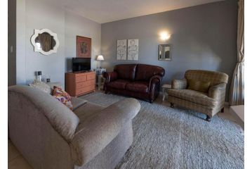 Lyndo's Cove, Close to the WATERFRONT, Nautilus Cove security complex Apartment, Knysna - 4