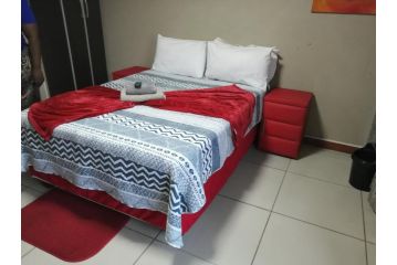 Cloud 9 Accommodation Guest house, Roodepoort - 1
