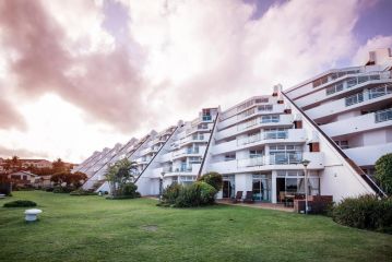 First Group La Cote D'Azur Apartment, Margate - 2