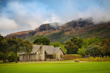 First Group Magalies Park Hotel, Hartbeespoort - 4