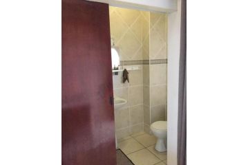 Club Mykonos 12C Apartment, Umdloti - 3