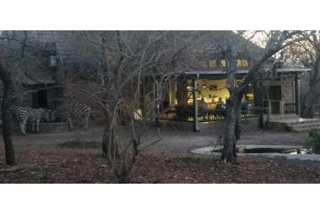 Coga Cottage - Marloth Park Villa, Marloth Park - 2