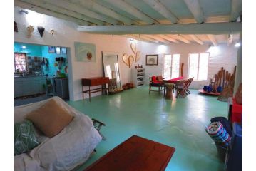 Comfy bushveld oasis close to the city Guest house, Roodepoort - 5