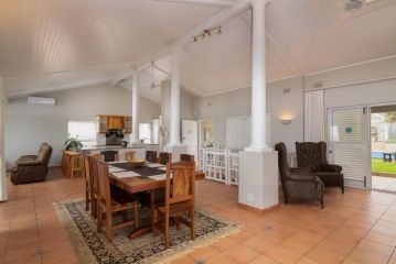 Comp Beach Road 25 - FAMILY ONLY Guest house, Ballito - 3