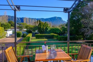 Constantia White Lodge Guest house, Cape Town - 1